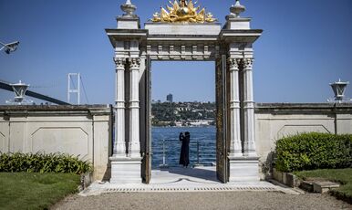 ÜSKÜDAR KUZGUNCUK BEYLERBEYİ SARAYI