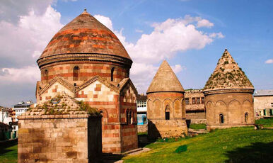 DOĞUNUN İNCİLERİ TURU